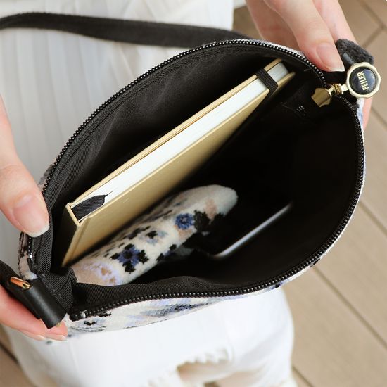 エアリーガーデン ショルダーバッグ AGA-257217