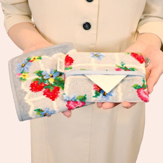 ストロベリーフィールドプティ ハンカチ