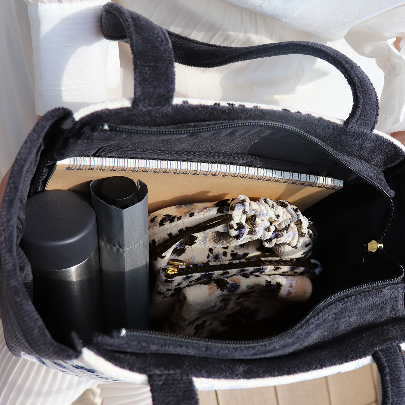 エアリーガーデン トート AGA-257215